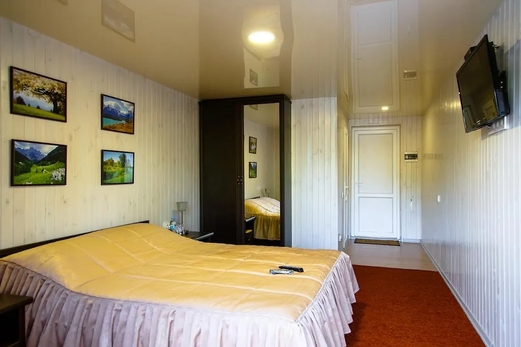 Iskander Hotel Kiev 0*,